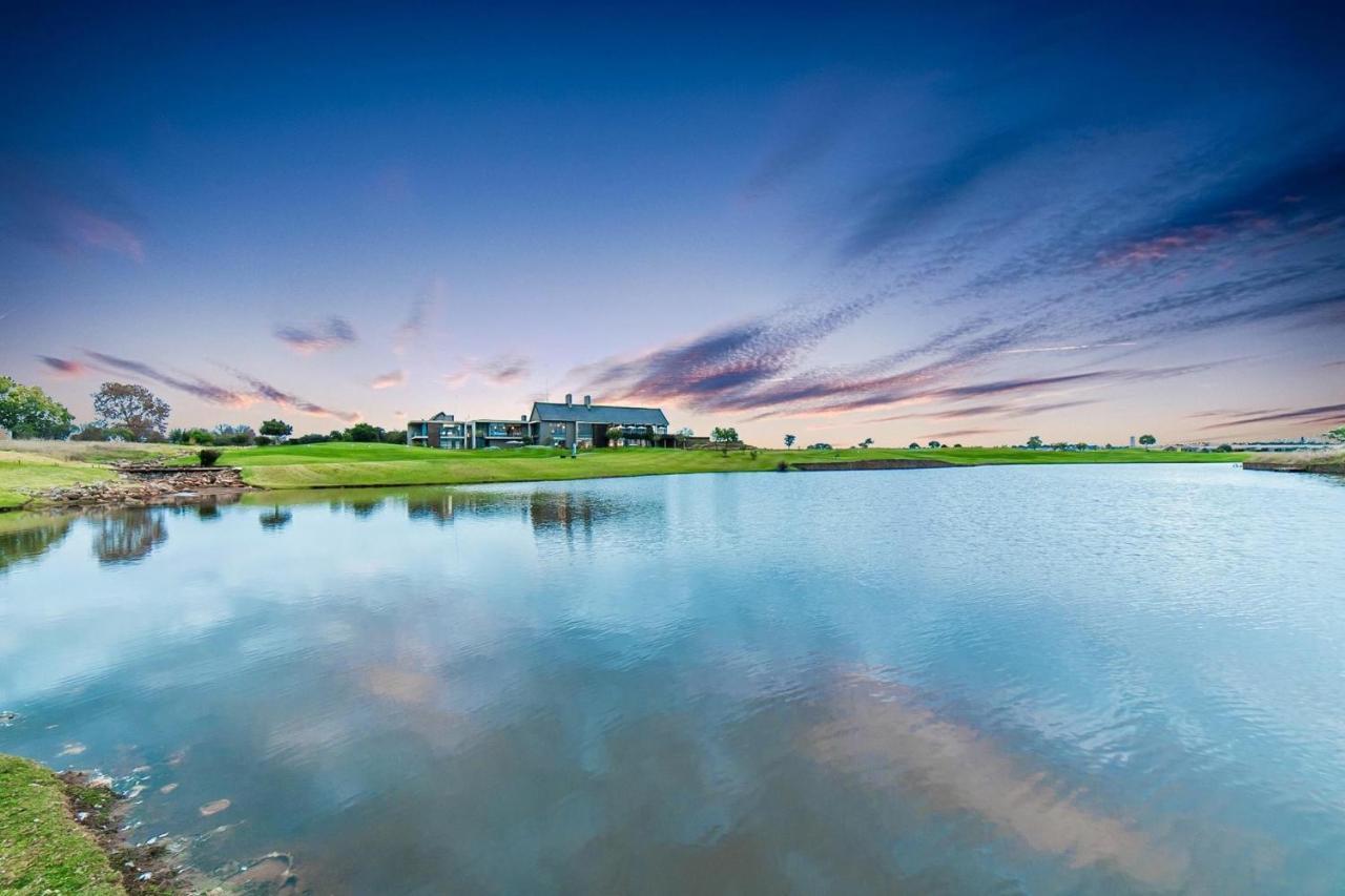 The Serengeti Lodge Kempton Park Luaran gambar