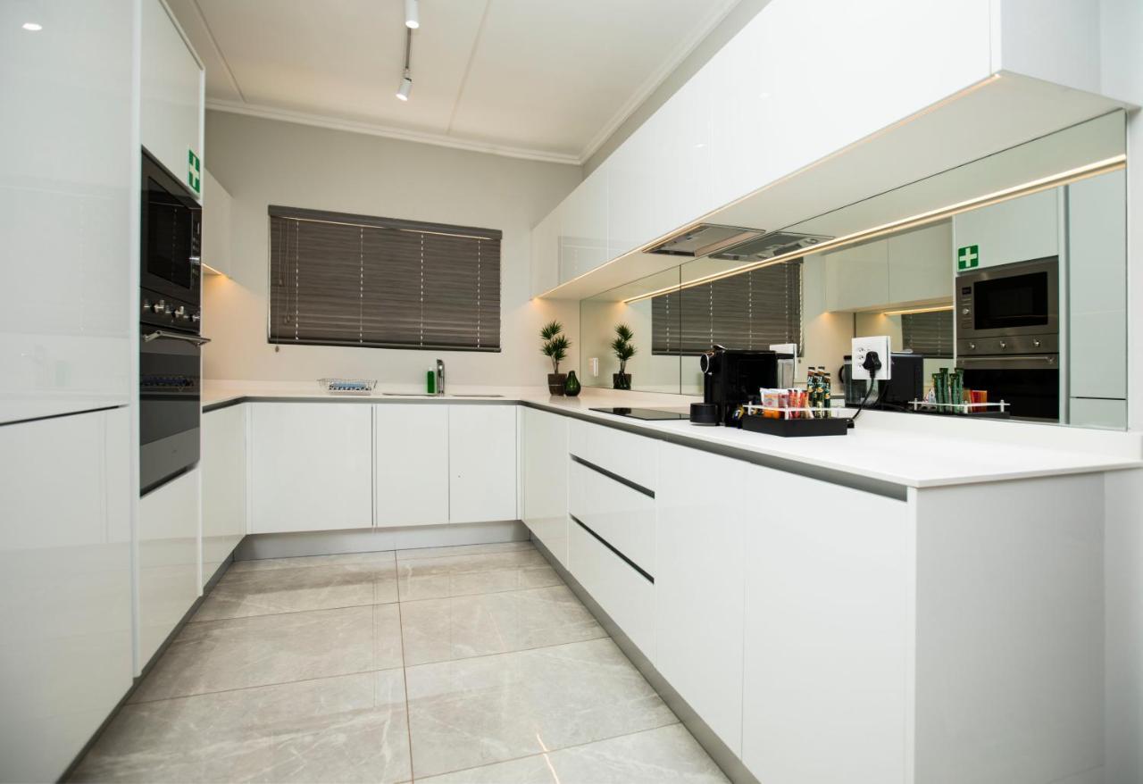 The Serengeti Lodge Kempton Park Luaran gambar
