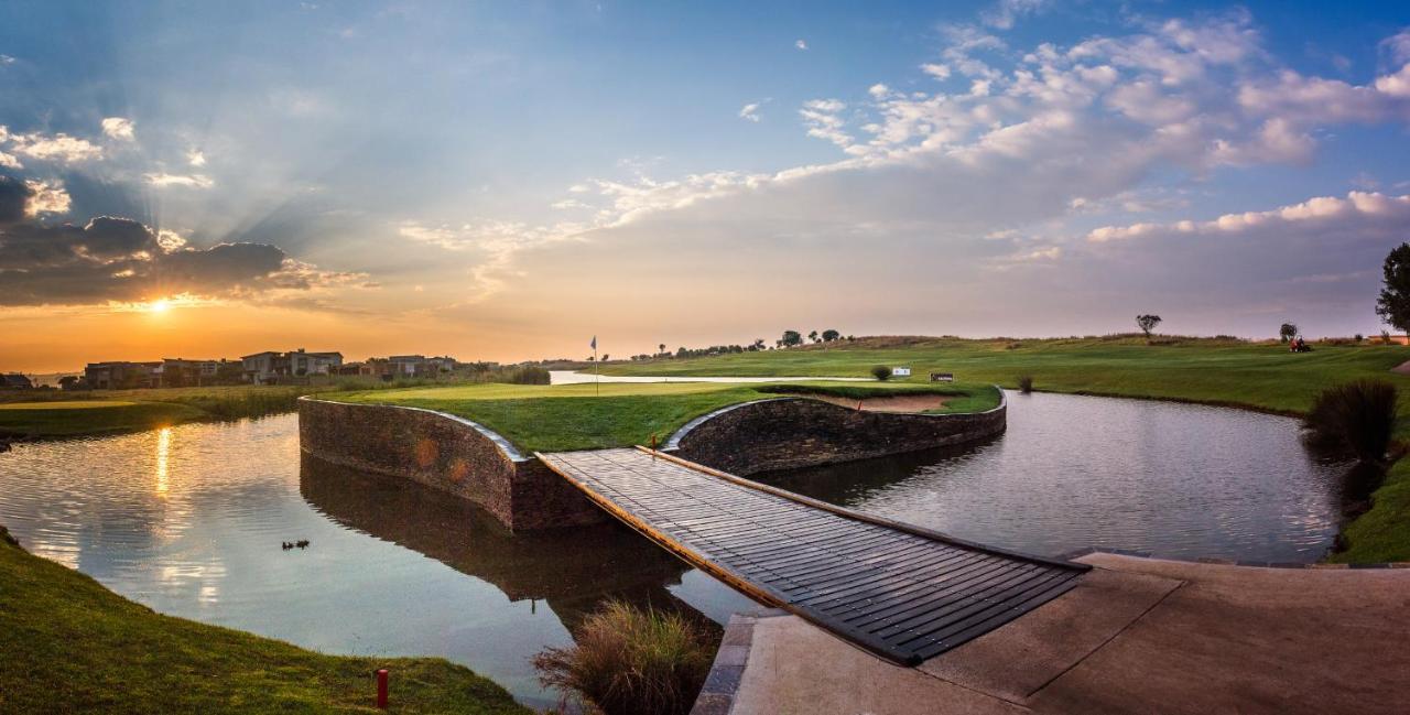 The Serengeti Lodge Kempton Park Luaran gambar